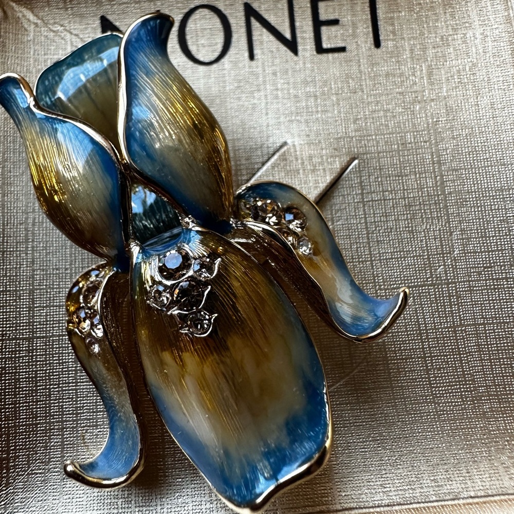 Monet Blue and Gold Floral Brooch NIB
